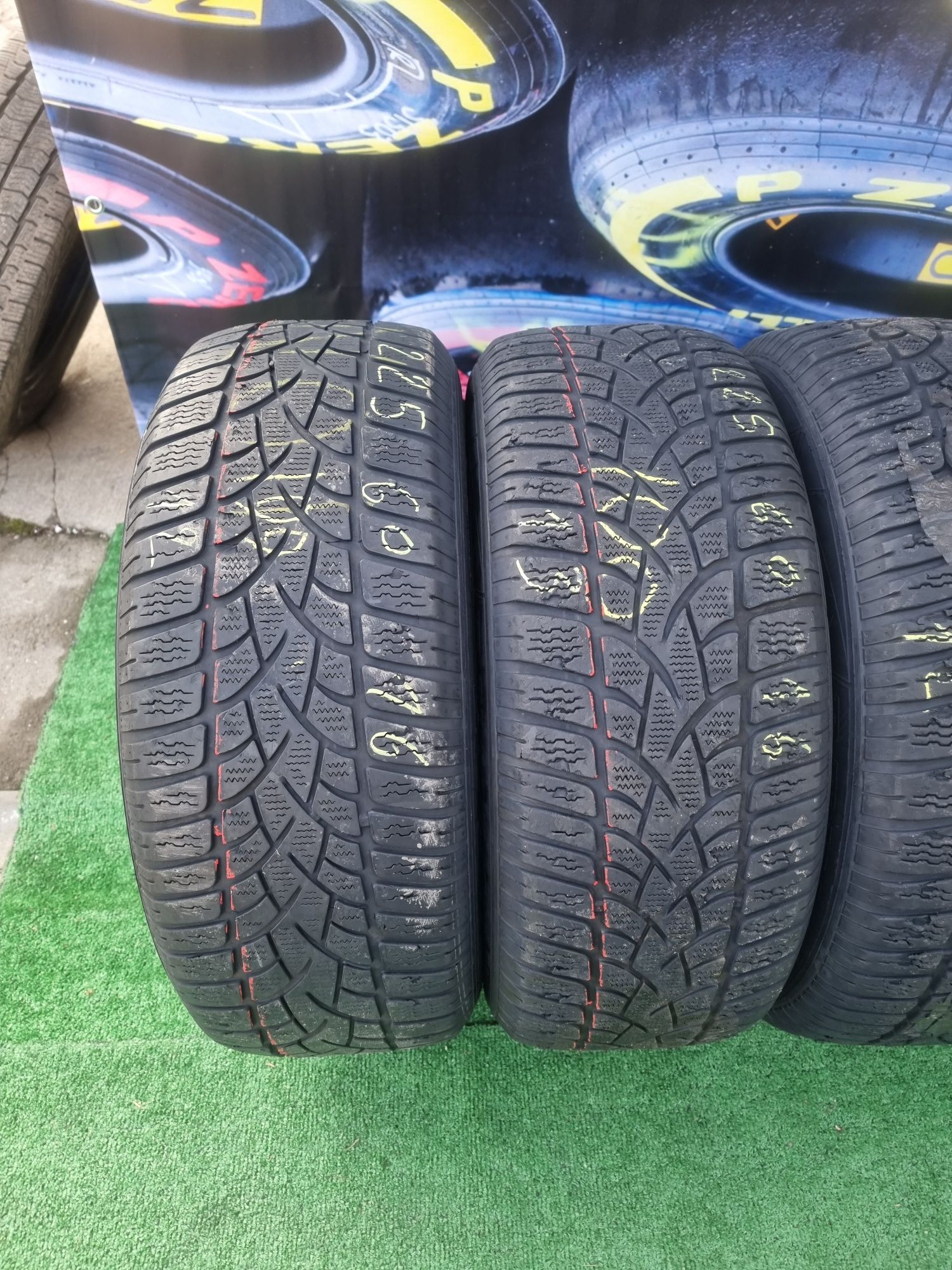 225.60.16 dunlop m+s doua buc