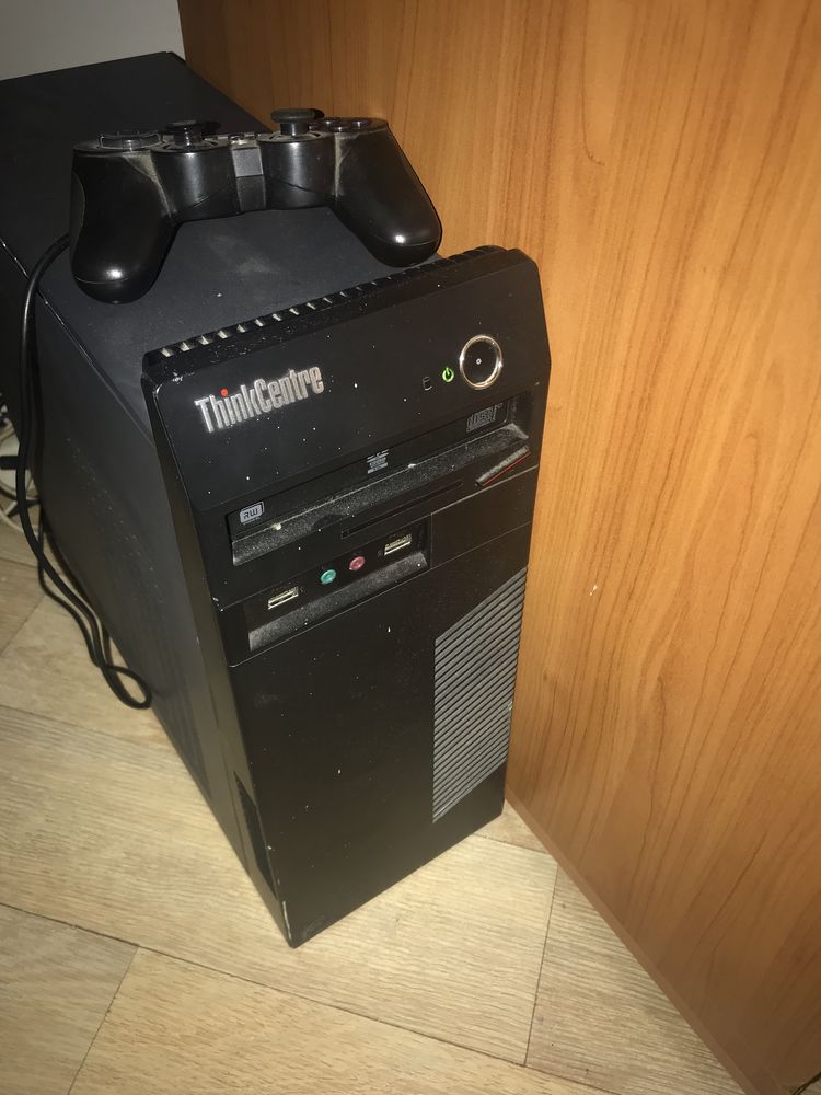 Unitate pc  i5  vând sau schimb