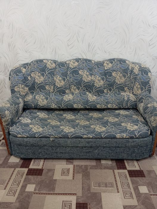 Продам диван раскладной