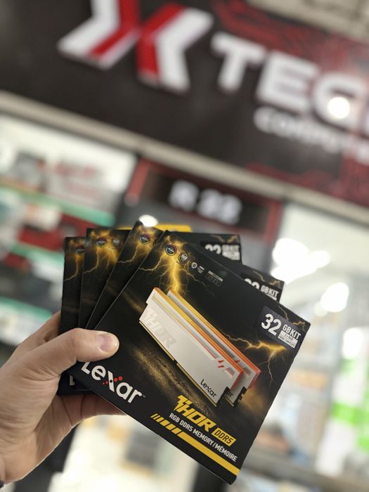 LEXAR DDR5/32GB 6000hz rgb