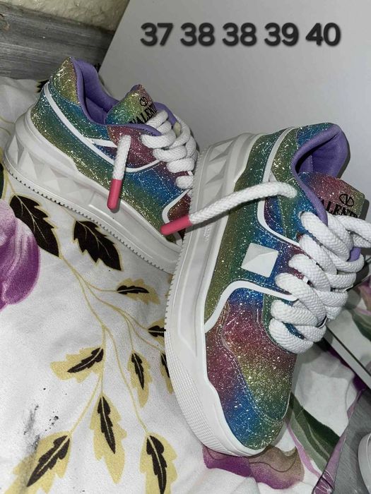 Adidasi superbi dama .