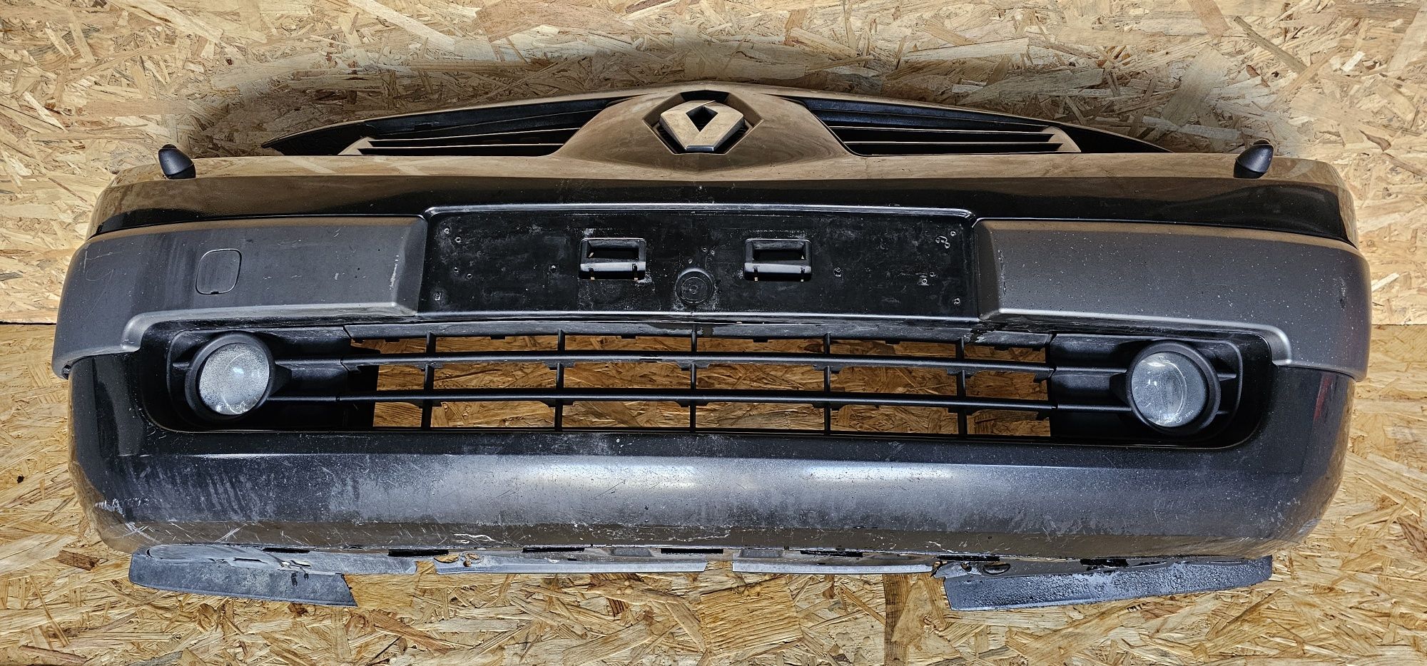 Bară față Megane 2 model 02-2006 Originale Complete cu urme de uzură