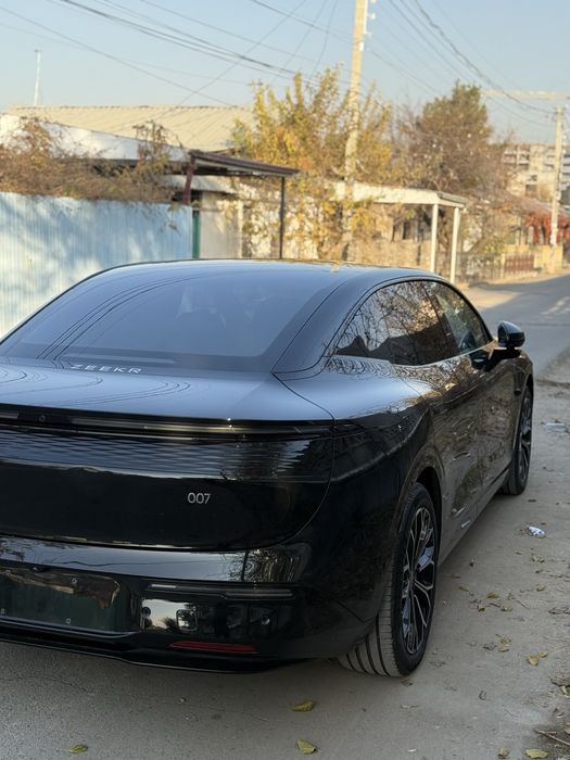 Zeekr 007 100kw 688 km