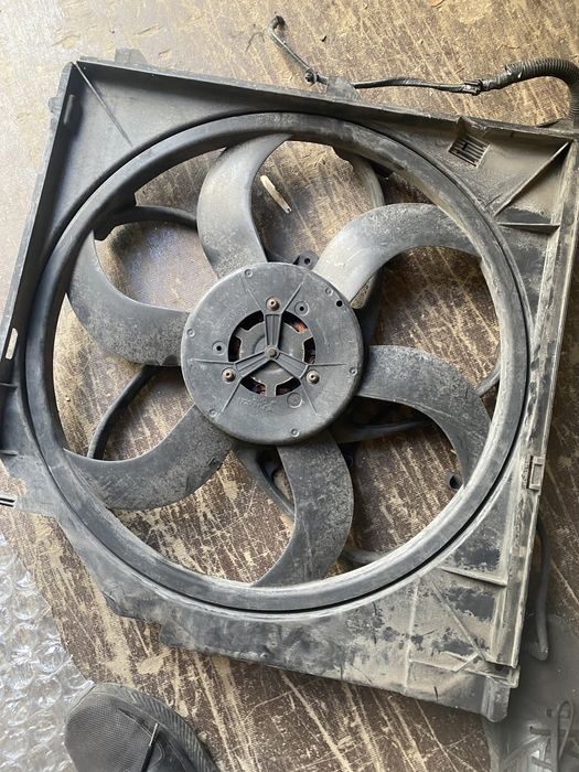 Охладителна перка за BMW x3 2.0d 150к.с, БМВ