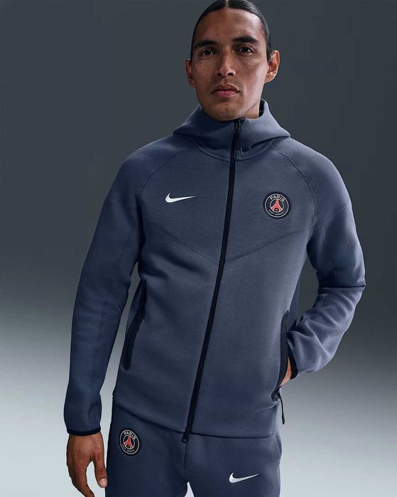 Nike Tech Fleece Paris Saint Germain Спортен Екип