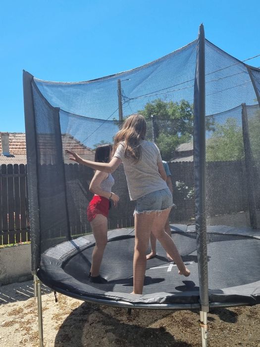 Trambulina 300 de vanzare