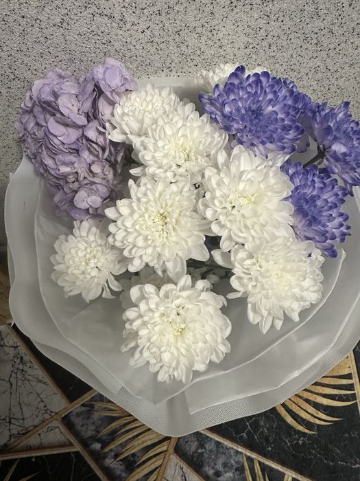 Продам  букет свежий 4000