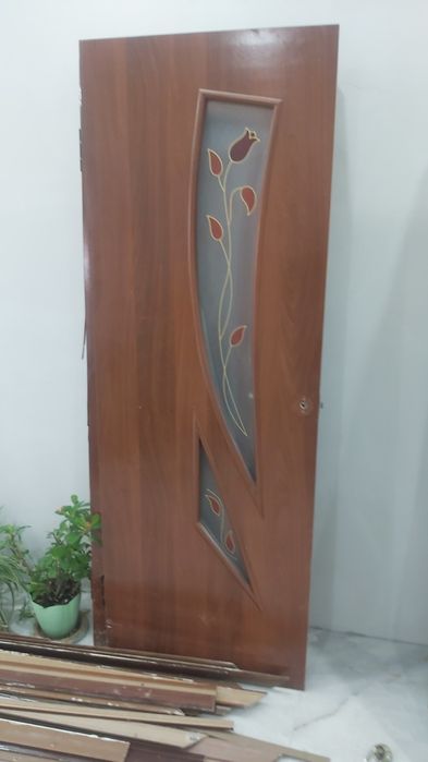 Есік сатылады +замок + добор + обналичка