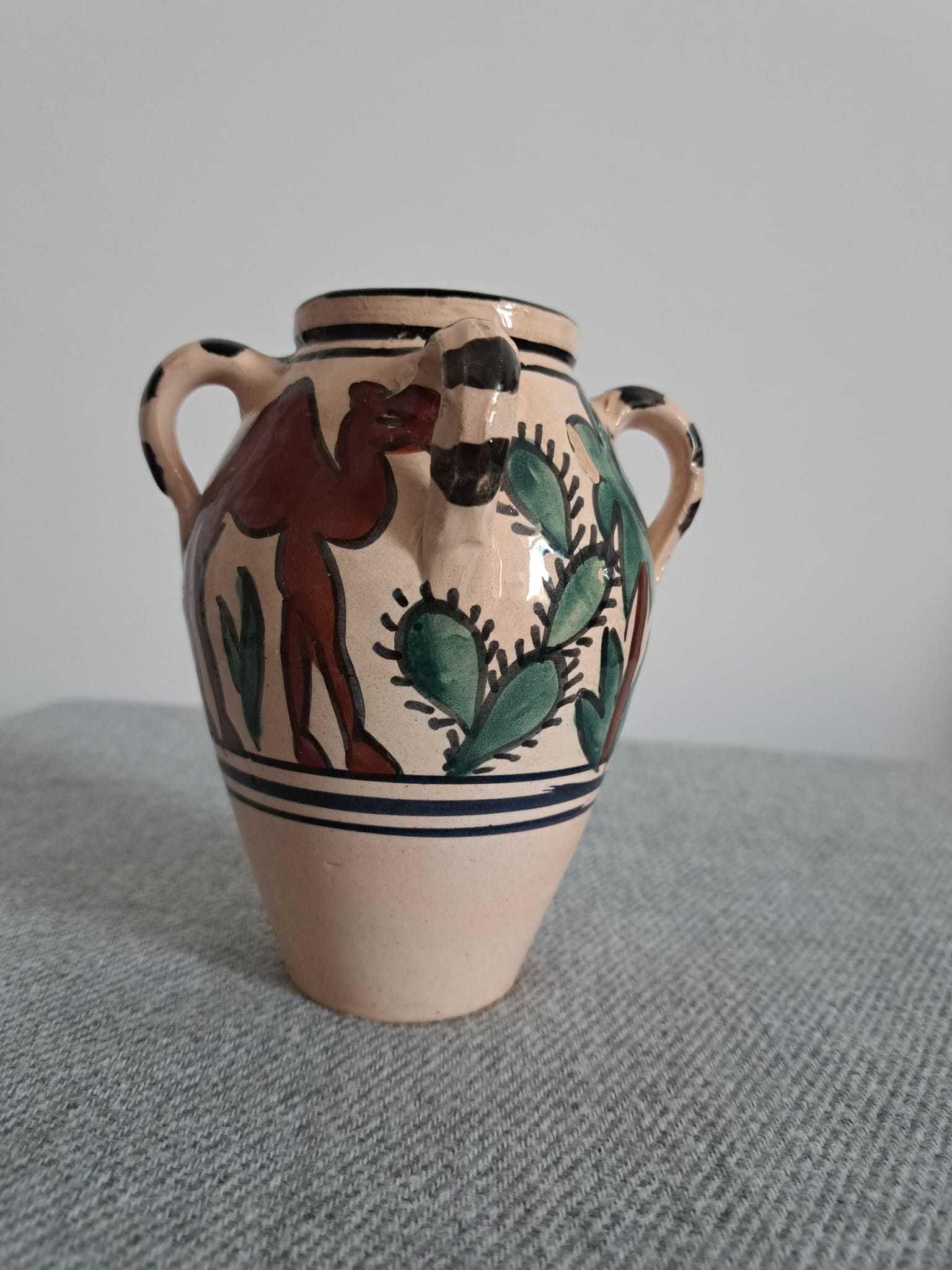 Vaza vintage in stil arab