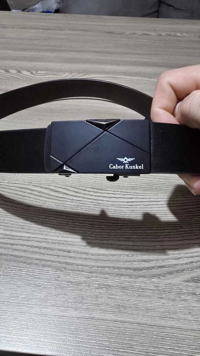 Луксозен мъжки колан с автоматична катарама Cabor Kunkel –черен дизайн