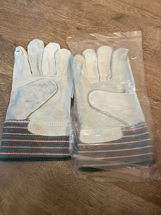 Новый перчаткалар бар резиновый и матеречный