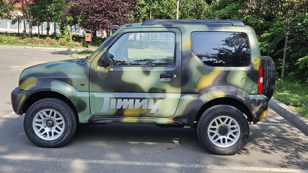 * Suzuki Jimny *