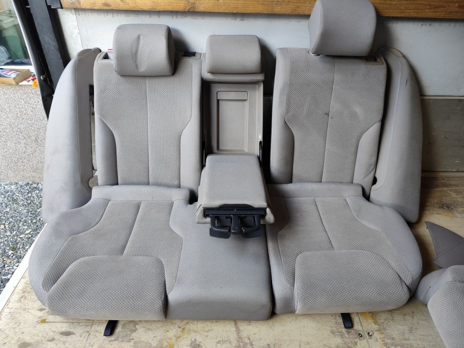 Vând accesorii pentru interior passat B6