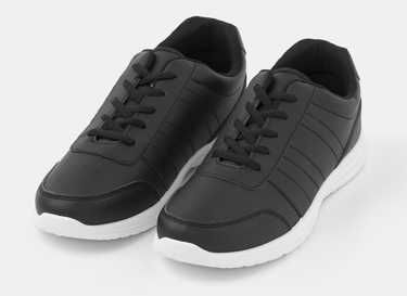 Incaltaminte barbati nr. 43, noua, pret 60 lei