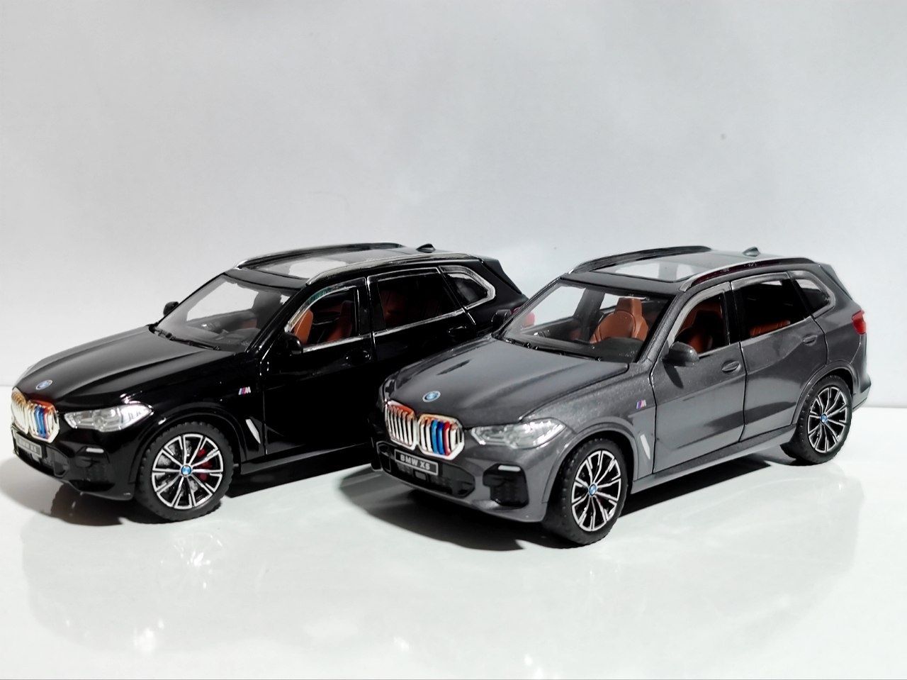 BMW X5 40i X drive железная машинка 1:24 металлическая - Доставка