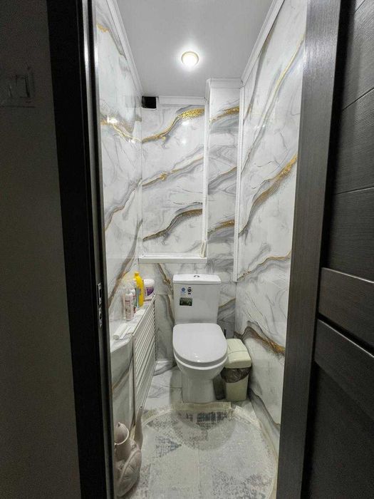 Продам 3 комн. кв., в 19-м мкрн.