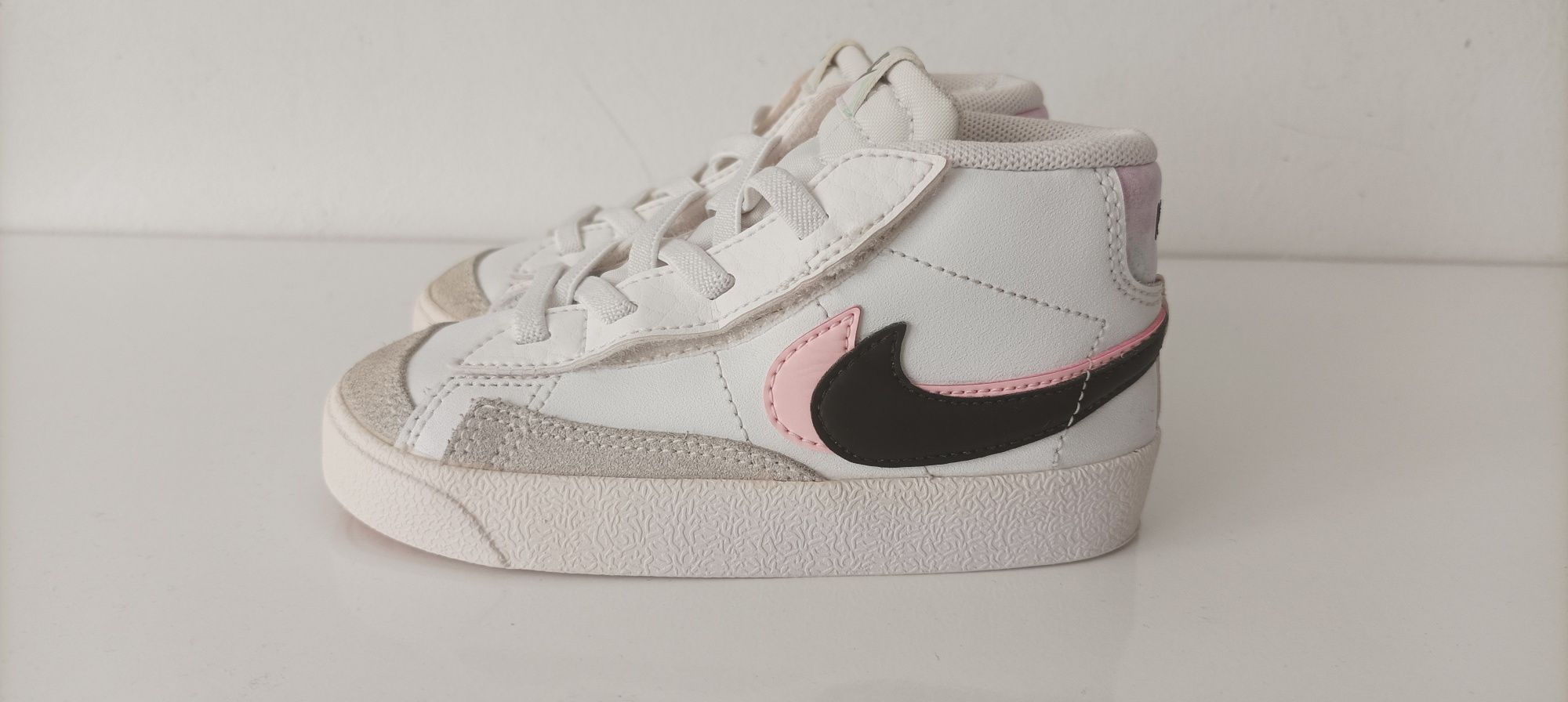 Детски Nike blazer и Мини Маус