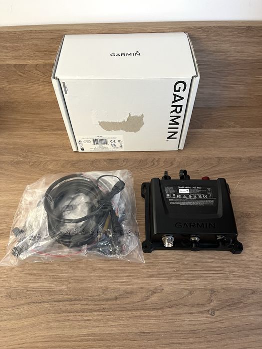 Transceiver Blackbox Garmin AIS 800, Compatibil VHF 315i - Nou!