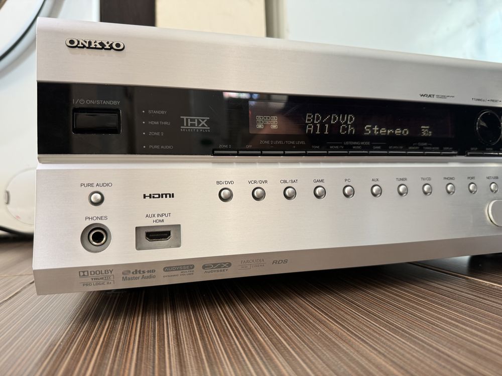 Onkyo TX-NR708 ресивър