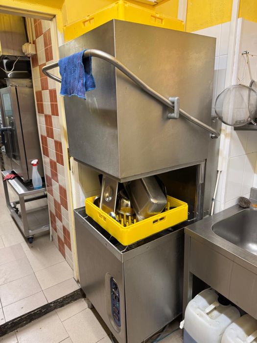 Mobilier/echipamente horeca