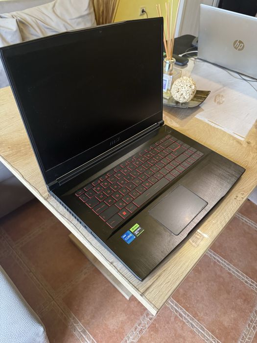 Геймърски лаптоп MSI GF63 Thin  RTX 3050Ti