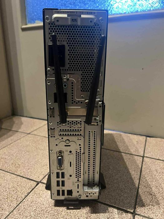 Компютър Fujitsu Esprimo D7010n Intel i5-10400 16GB RAM 512GB SSD NVme