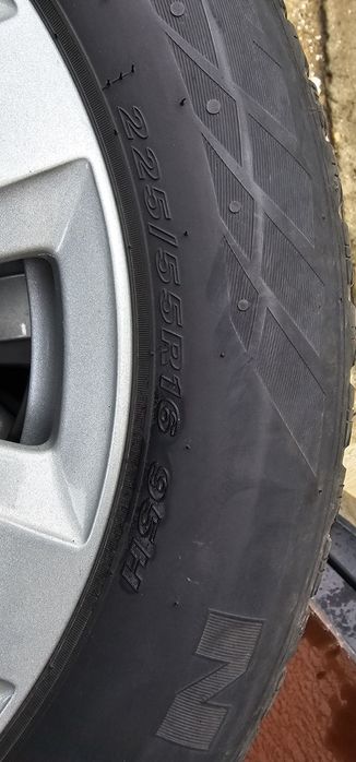 225/55/16 Nexen Winguard