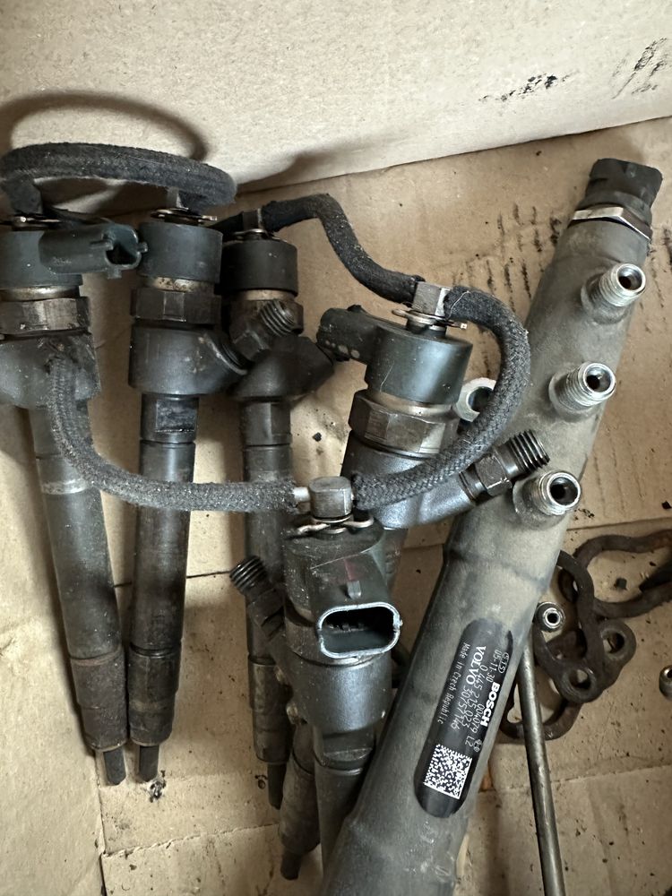Volvo D5 185hp S60 V70 S80 XC70/90 гнп дюзи помпа abs egr вакум клапи