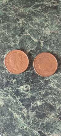 Vând monede de 2 pounds cu regina Elizabeta a 2 a