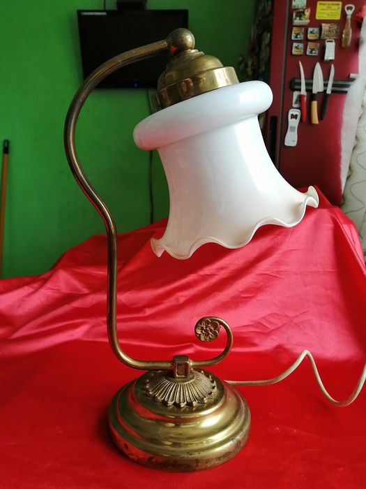 Настолна Месингова Лампа