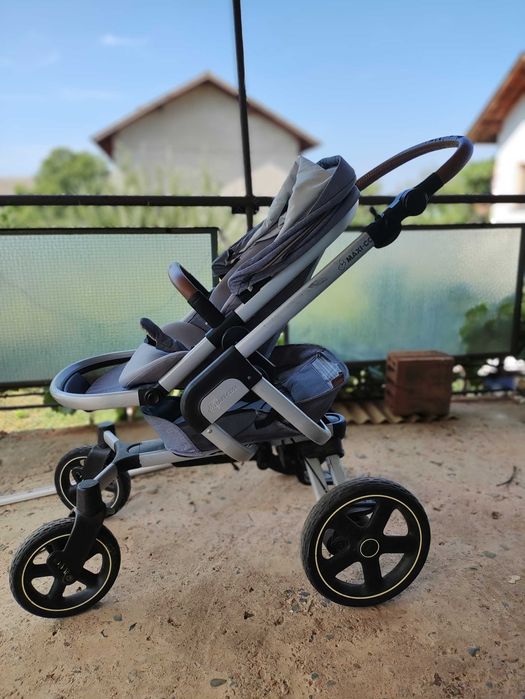 Maxi Cosi Nova 4