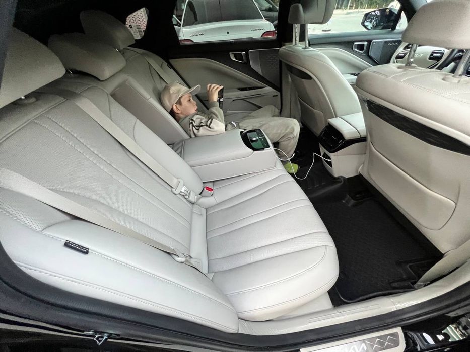 Кия к8 2025/03/25. 3.5 матор. фул пазитсия краска тоза бир кул..