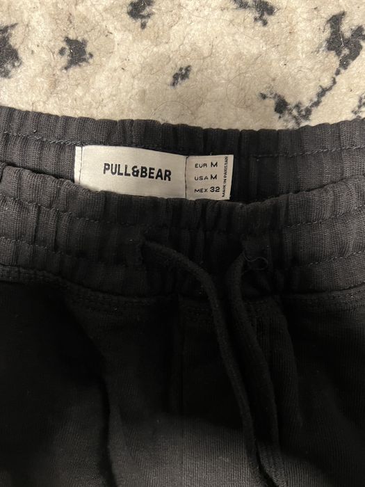 pantaloni pull&bear