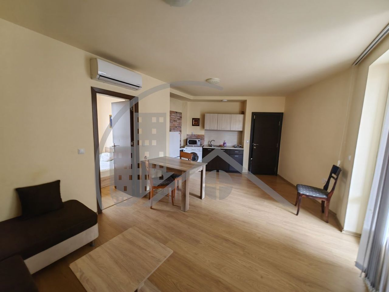 Продава се Тристаен апартамент в с. Рогачево, Област Добрич - 90 кв.м за 723 €/кв.м - Снимка #1