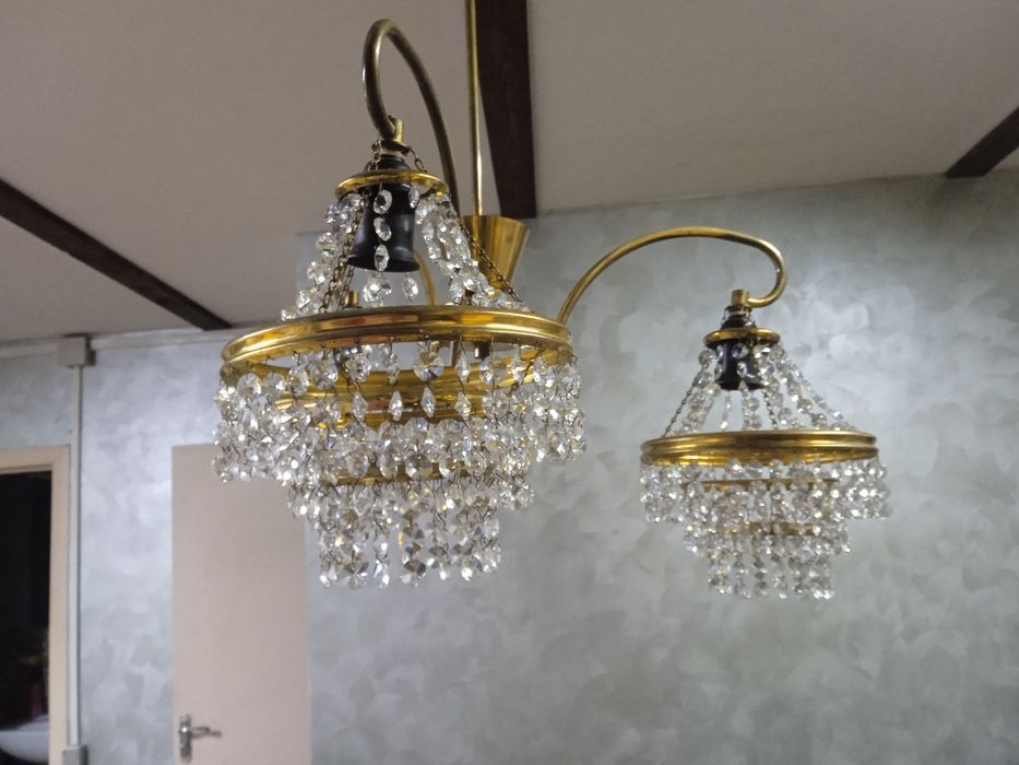 Хрустальная люстра
