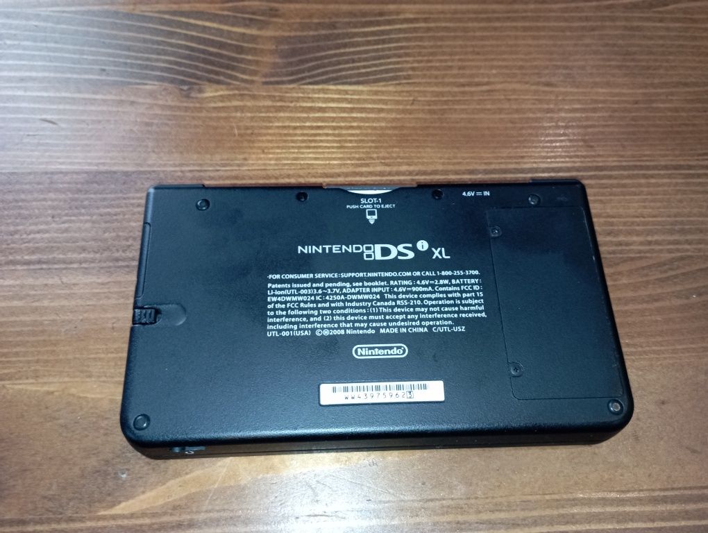 Nintendo Dsi XL modata