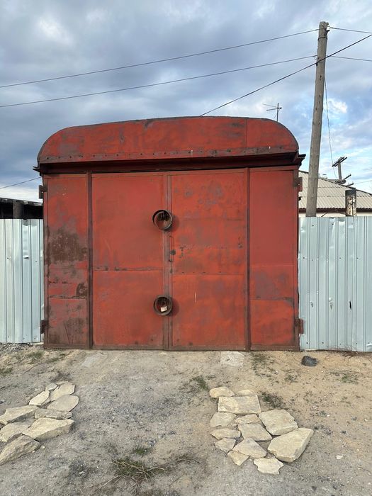 продам железный гараж