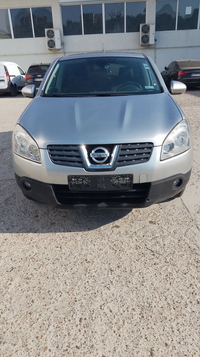 Nissan Qashqai на части