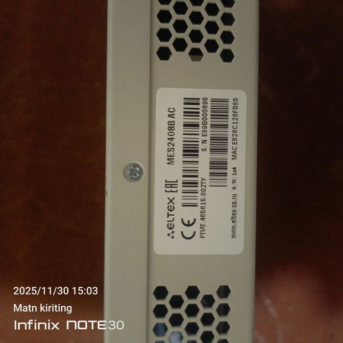 Продам SNR-S2962-24T и eltex mes 2408b