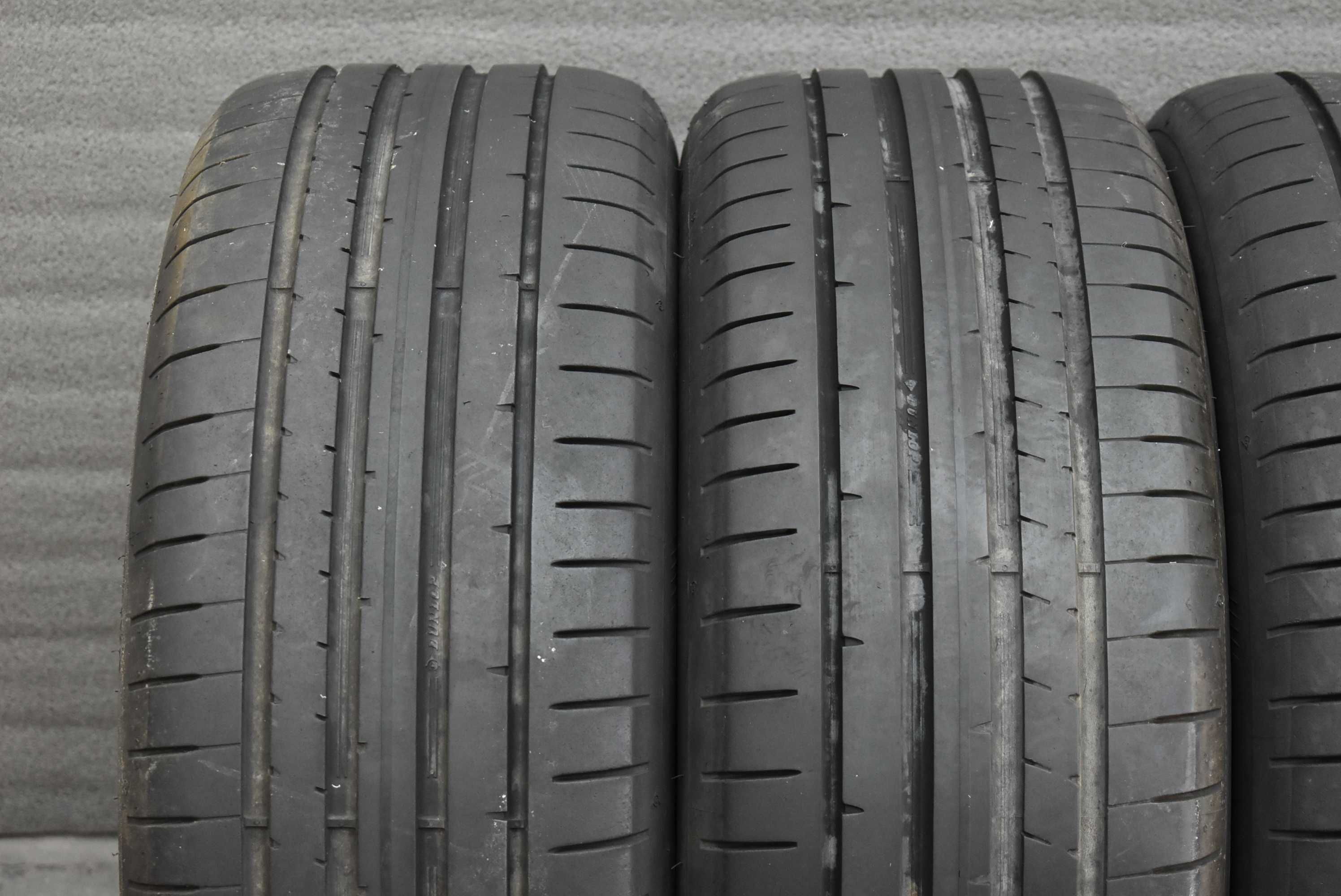 225/50/17 Dunlop