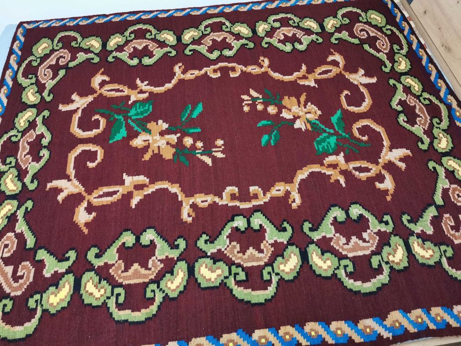 Vand cerga rustica motive florale