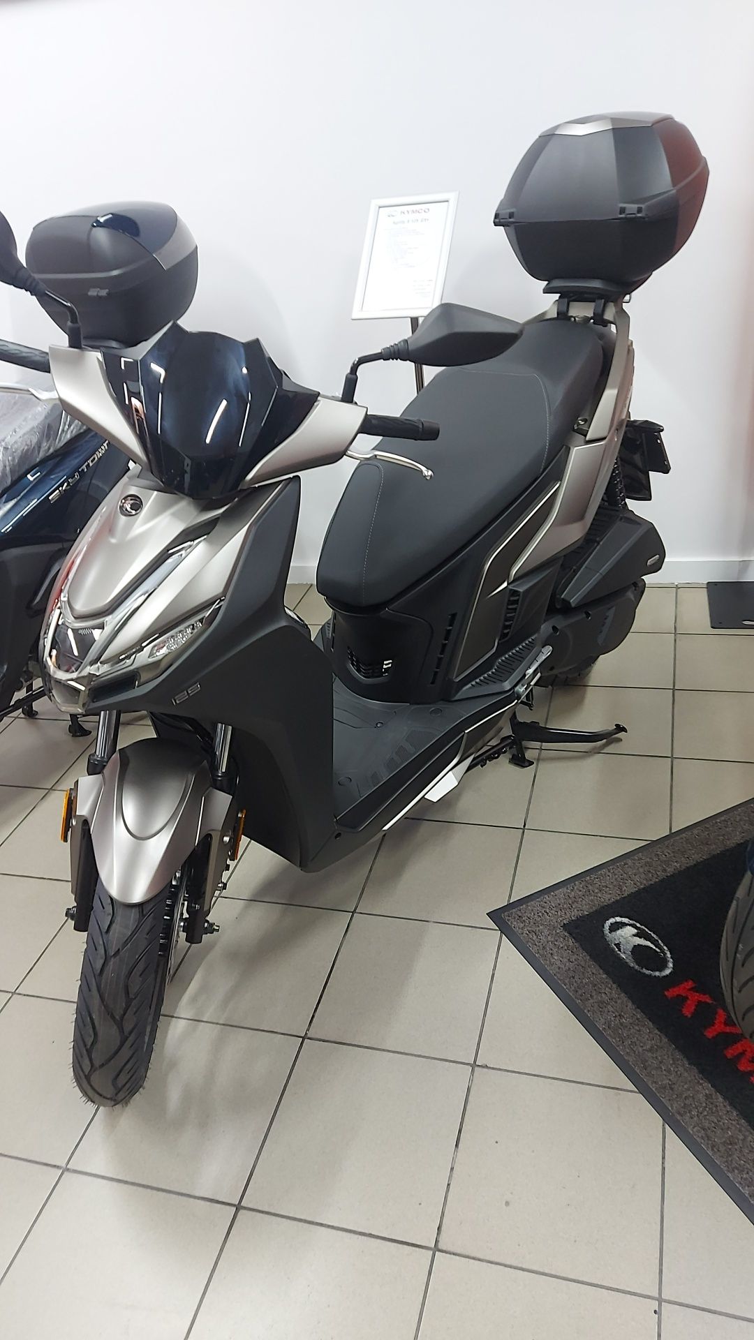 Scuter kYMCO 125