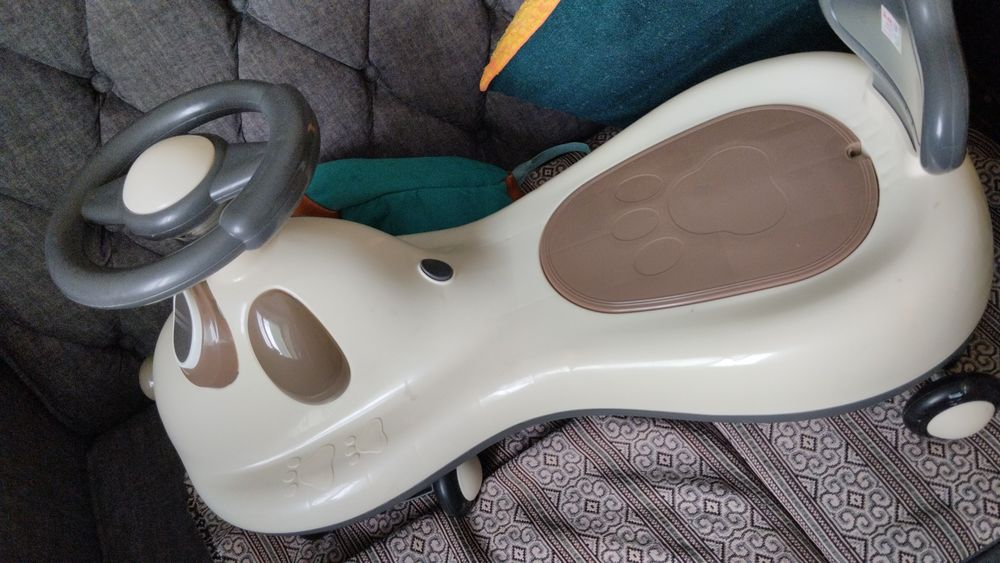 Машинка машина толкарь бебикар бибикар