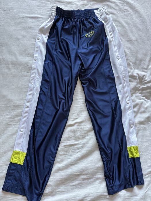 Оригинално долнище на Nike