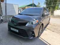 Toyota sienna sotiladi