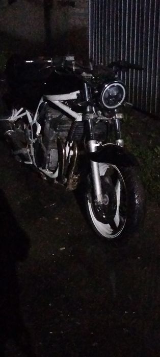 Suzuki Bandit gsf600N