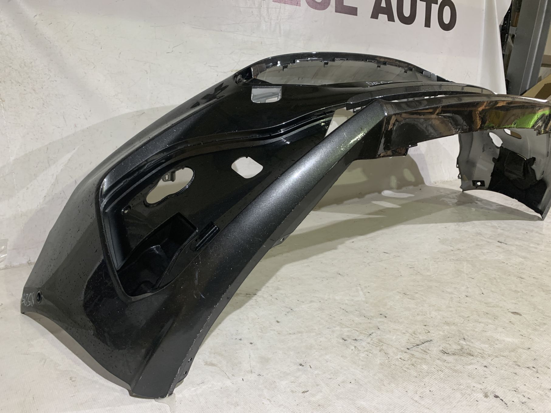 Bara fata Ford Focus 4, facelift, ST-Line, 2022, 2023, 2024, 2025, cod origine OE NX7B-17757-S, cu gauri pentru senzori de parcare (6).
