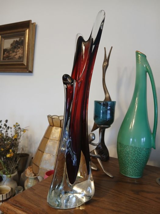 Vaza de sticla,cu numele "Trei degete"