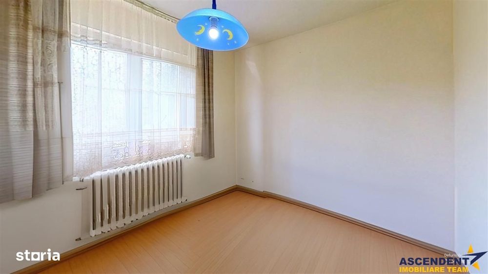 FILM&Tur 3D!Decomandat si luminos, cu balcon inchis si panorama, in Da