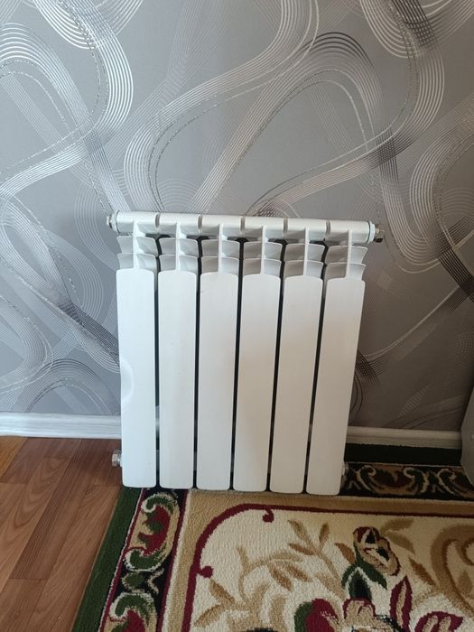 Продам батарею новую